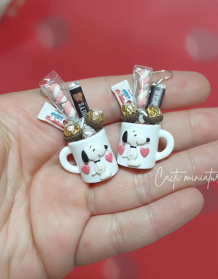 Mini tazas de Snoopy con chocolates – Aretes
