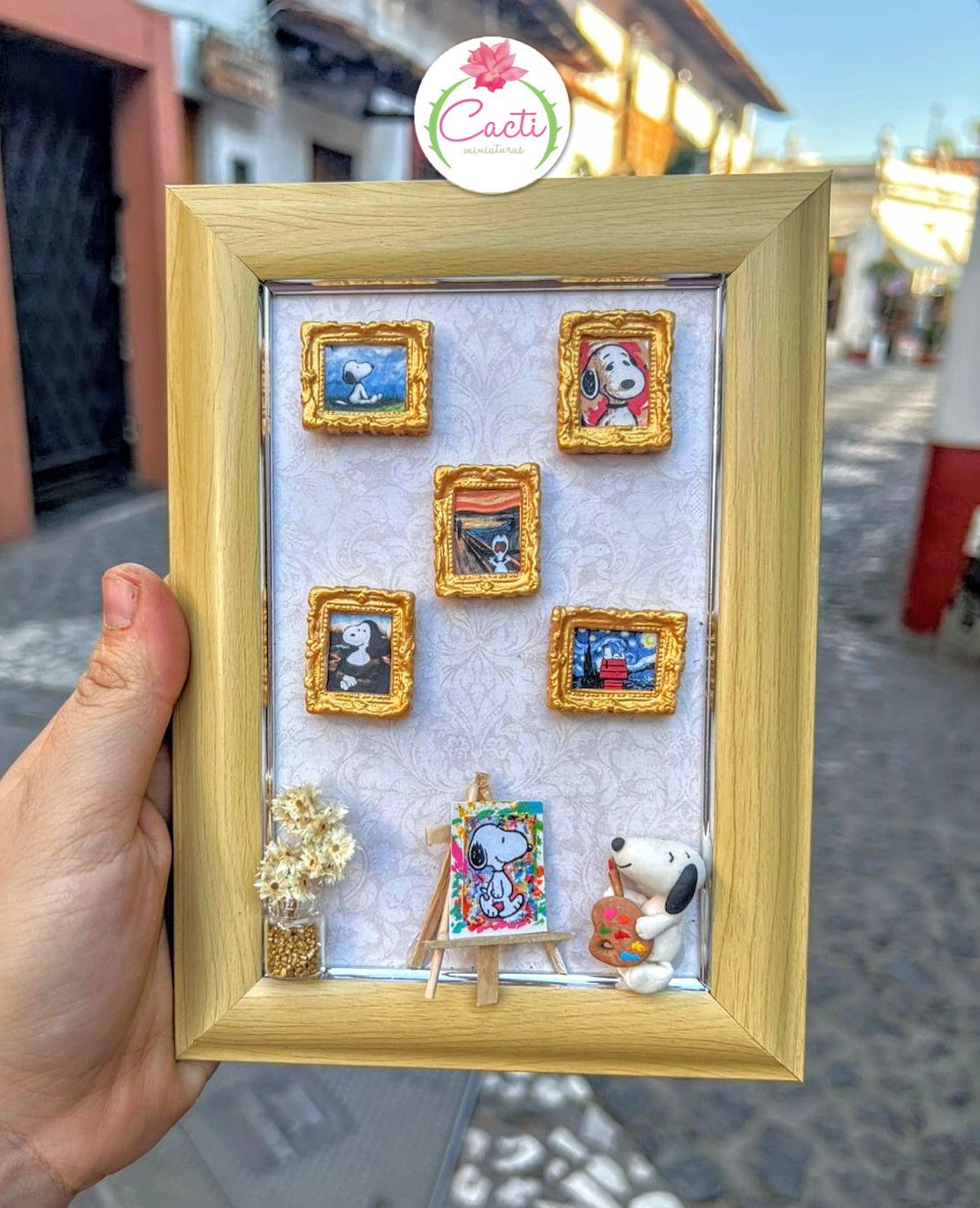 Mini Museo de Snoopy – Diorama artístico en miniatura hecho a mano