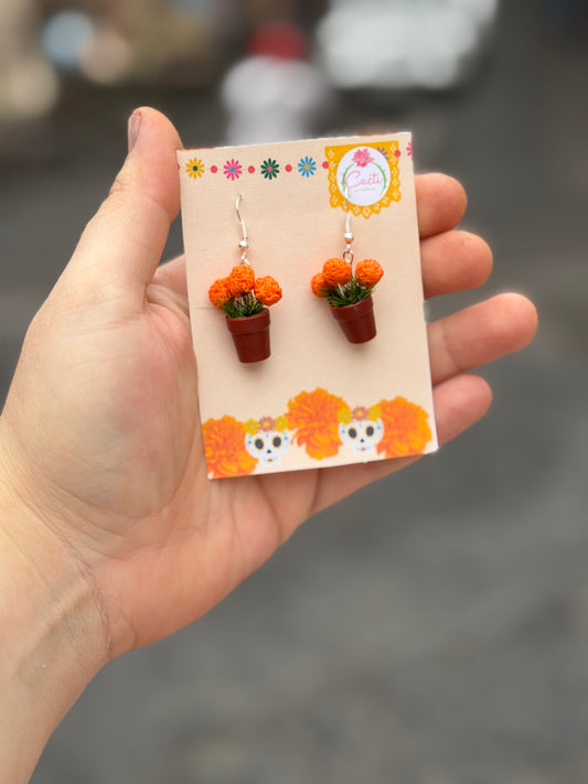 Aretes maceta cempasúchil